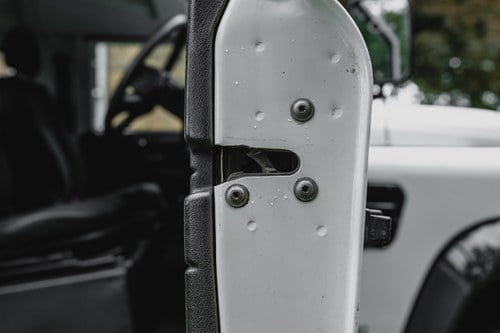 2012 Land Rover Defender 90 hardtop For Sale (picture 19 of 146)