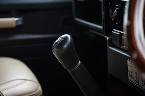 2015 Land Rover Defender 90 Td – Pick Up to Station Wagon Conversion till salu (bild 63 av 197)