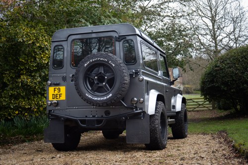 2015 Land Rover Defender 90 Td – Pick Up to Station Wagon Conversion till salu (bild 23 av 197)