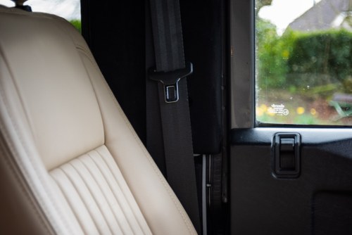 2015 Land Rover Defender 90 Td – Pick Up to Station Wagon Conversion till salu (bild 62 av 197)