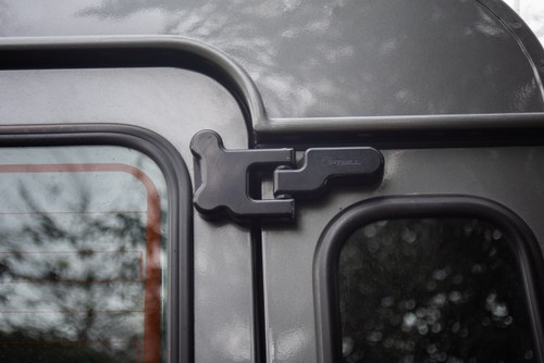 2015 Land Rover Defender 90 Td – Pick Up to Station Wagon Conversion till salu (bild 161 av 197)