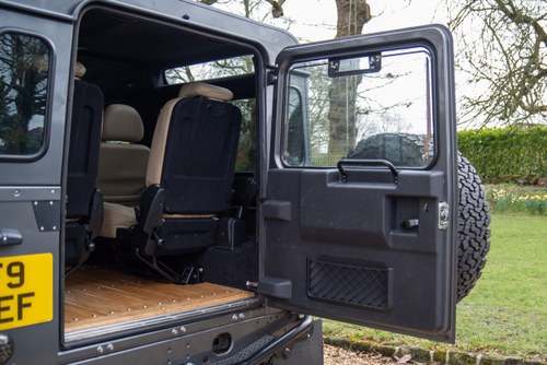 2015 Land Rover Defender 90 Td – Pick Up to Station Wagon Conversion till salu (bild 103 av 197)