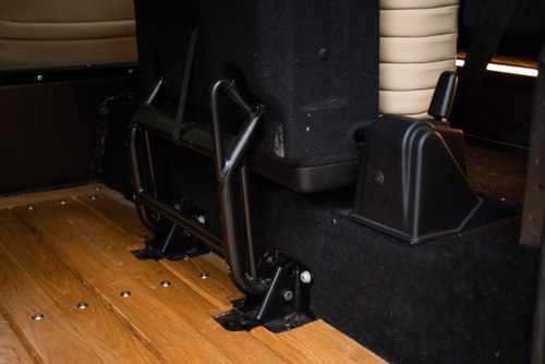 2015 Land Rover Defender 90 Td – Pick Up to Station Wagon Conversion till salu (bild 113 av 197)