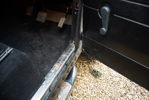 2015 Land Rover Defender 90 Td – Pick Up to Station Wagon Conversion till salu (bild 95 av 197)