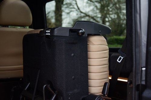 2015 Land Rover Defender 90 Td – Pick Up to Station Wagon Conversion till salu (bild 112 av 197)