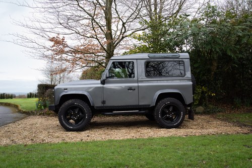 2015 Land Rover Defender 90 Td – Pick Up to Station Wagon Conversion till salu (bild 36 av 197)