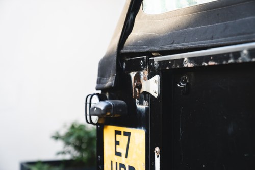 2008 Land Rover Defender 90 SVX Soft Top For Sale (picture 76 of 136)