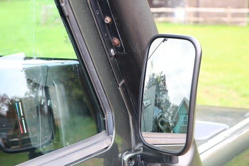 2006 Land Rover Defender 90 TD5 For Sale (picture 39 of 113)