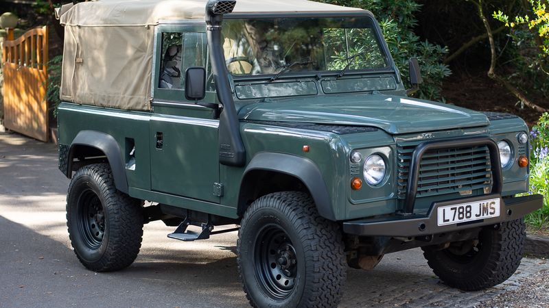 1994 Land Rover Defender 90 TDI For Sale (picture 1 of 101)