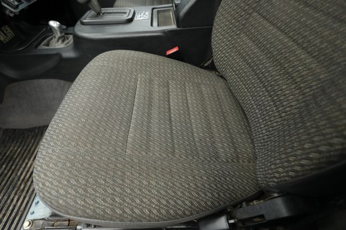 1998 Land Rover Defender 50th Anniversary Edition For Sale (picture 77 of 156)