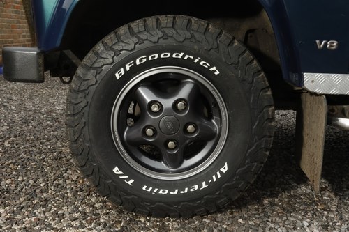 1998 Land Rover Defender 50th Anniversary Edition For Sale (picture 30 of 156)