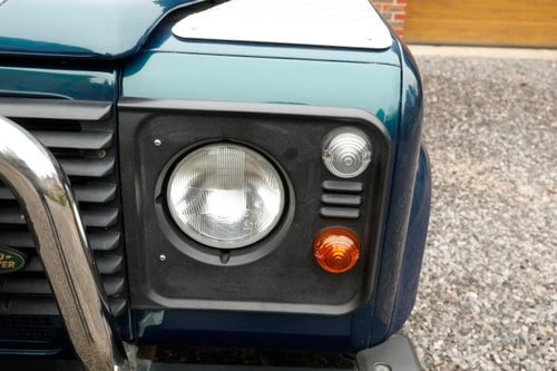 1998 Land Rover Defender 50th Anniversary Edition For Sale (picture 102 of 156)