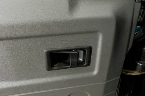 1998 Land Rover Defender 50th Anniversary Edition For Sale (picture 43 of 156)