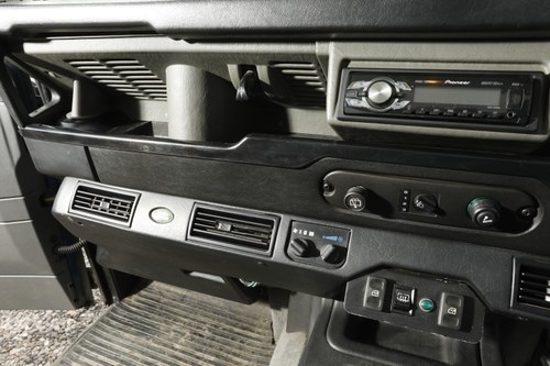 1998 Land Rover Defender 50th Anniversary Edition For Sale (picture 55 of 156)