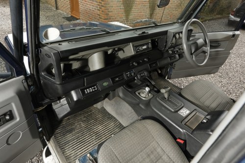 1998 Land Rover Defender 50th Anniversary Edition For Sale (picture 36 of 156)