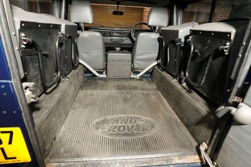 1998 Land Rover Defender 50th Anniversary Edition For Sale (picture 92 of 156)