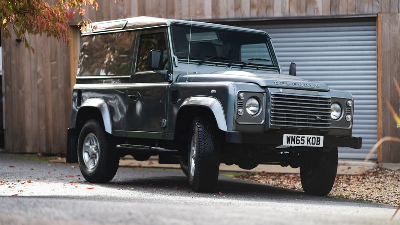 2016 Land Rover Defender 90 XS For Sale (picture 1 of 124)