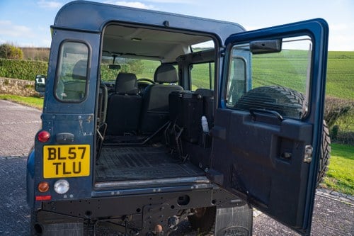 2008 Land Rover Defender 90 XS SW SWB Te koop (foto 67 van 197)