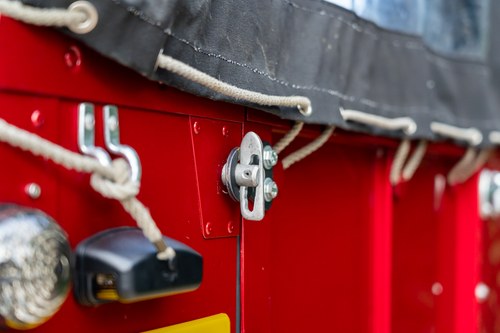 1995 Land Rover Defender 90 6.2 V8 For Sale (picture 88 of 108)