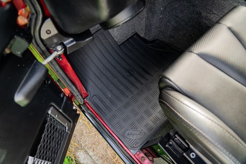 1995 Land Rover Defender 90 6.2 V8 For Sale (picture 23 of 108)