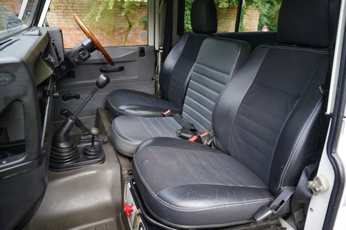 1999 Land Rover Defender 90 Te koop (foto 40 van 142)