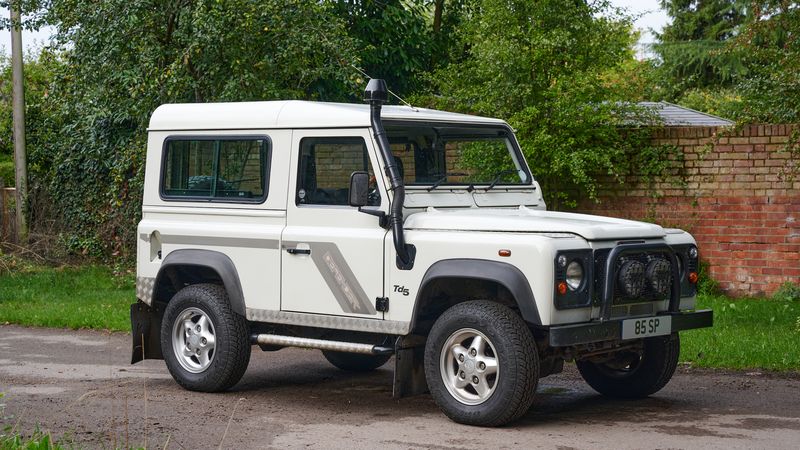 1999 Land Rover Defender 90 For Sale (picture 1 of 142)