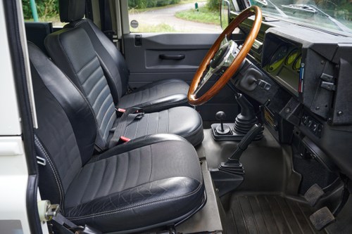 1999 Land Rover Defender 90 Te koop (foto 26 van 142)