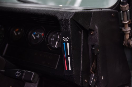 1999 Land Rover Defender 90 à vendre (picture 28 of 158)