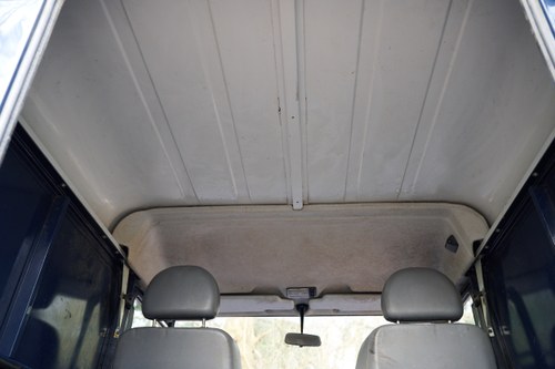 2010 Land Rover Defender 90 For Sale (picture 56 of 112)