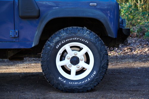 2010 Land Rover Defender 90 For Sale (picture 19 of 112)