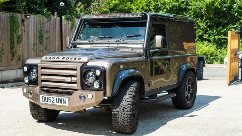 2012 Land Rover Defender 90 X-TEC For Sale (picture 1 of 67)