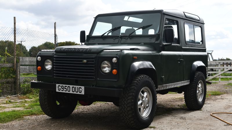 1990 Land Rover Defender For Sale (picture 1 of 142)