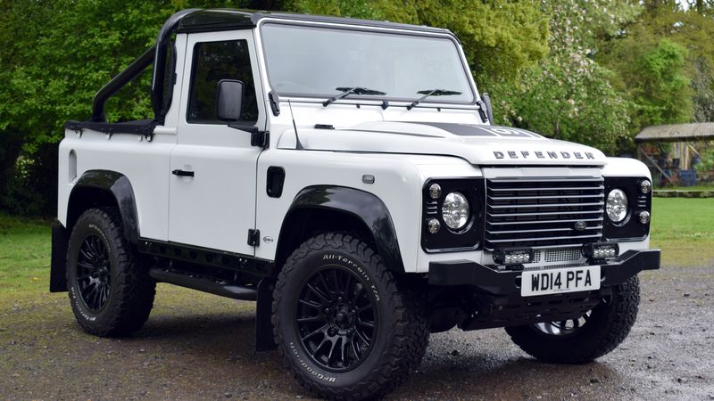 2014 Bowler Land Rover Defender 90 Pick up For Sale (picture 1 of 171)