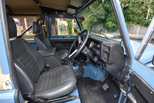 1991 Land Rover Defender 90 Soft Top In vendita (immagine 21 di 117)