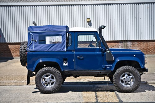 Land Rover Defender 90 TDI à vendre (picture 3 of 116)
