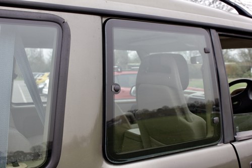 NO RESERVE! 1996 Land Rover Discovery V8 For Sale (picture 67 of 124)