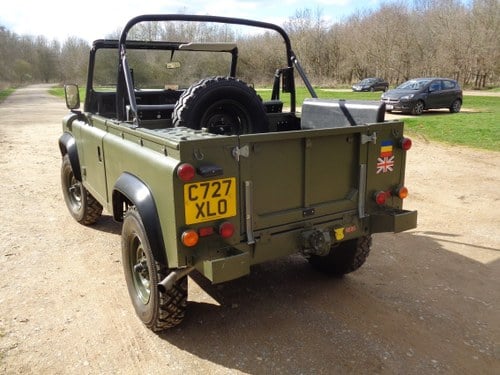 1986 Land Rover 90 Soft Top (Ex-MoD) For Sale (picture 4 of 98)