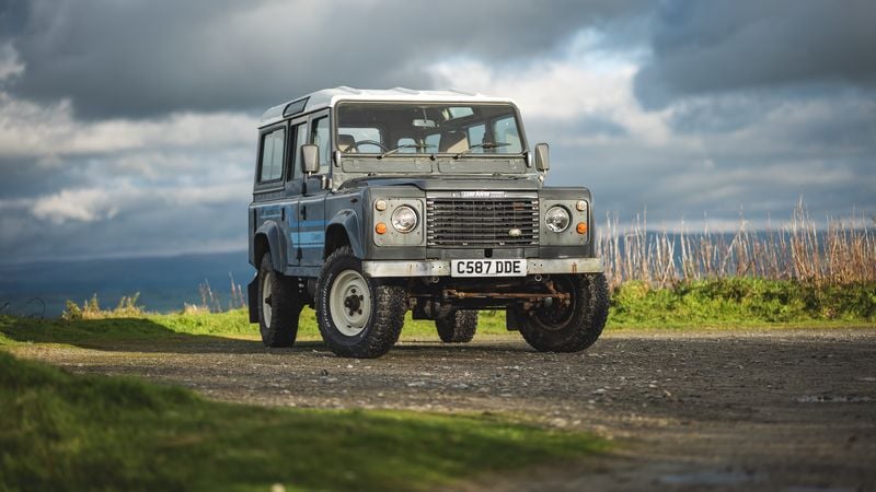 1986 Land Rover 110 County V8 (LPG) For Sale (picture 1 of 187)