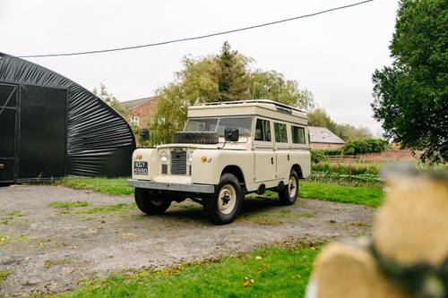 1966 Land Rover Series II A 109” Searle ‘High-Top” (one of five) à vendre (picture 7 of 153)