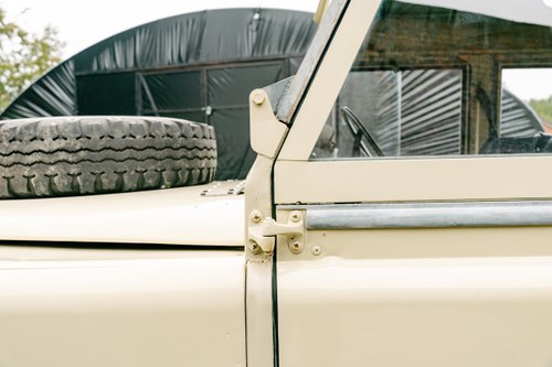 1966 Land Rover Series II A 109” Searle ‘High-Top” (one of five) à vendre (picture 105 of 153)