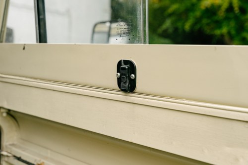 1966 Land Rover Series II A 109” Searle ‘High-Top” (one of five) à vendre (picture 45 of 153)