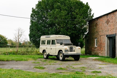 1966 Land Rover Series II A 109” Searle ‘High-Top” (one of five) à vendre (picture 18 of 153)