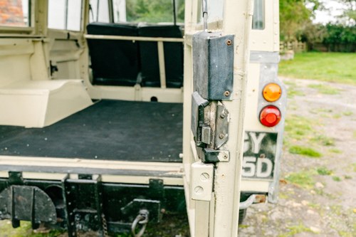 1966 Land Rover Series II A 109” Searle ‘High-Top” (one of five) à vendre (picture 74 of 153)