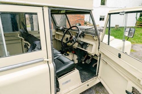 1966 Land Rover Series II A 109” Searle ‘High-Top” (one of five) à vendre (picture 25 of 153)