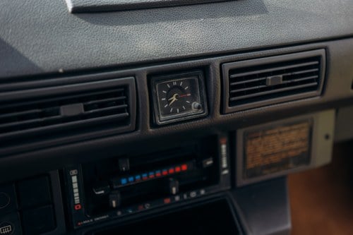 1989 Range Rover Classic Two-Door zum Verkauf (Bild 32 von 121)