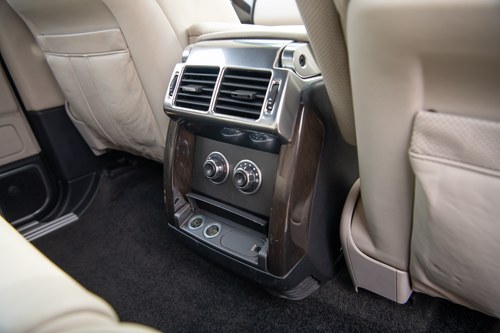 2010 Land Rover Range Rover Autobiography TDV8 Overfinch En venta (imagen 65 de 219)