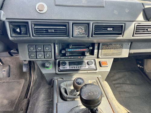 NO RESERVE - 1988 Land Rover Range Rover Classic For Sale (picture 40 of 47)