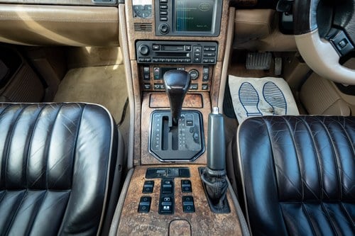 2000 Range Rover P38 4.6 Holland & Holland For Sale (picture 46 of 124)