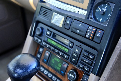 2002 Range Rover P38a 4.6 HSE Royal Edition For Sale (picture 36 of 93)