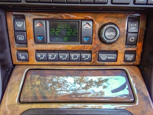 NO RESERVE - 1999 Range Rover P38 ‘Vogue SE’ In vendita (immagine 68 di 186)